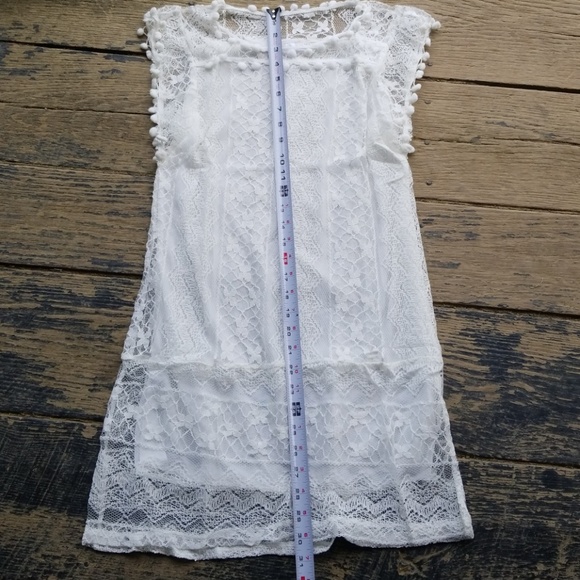CUTE  LACE MINI DRESS/COVER UP - Picture 3 of 5